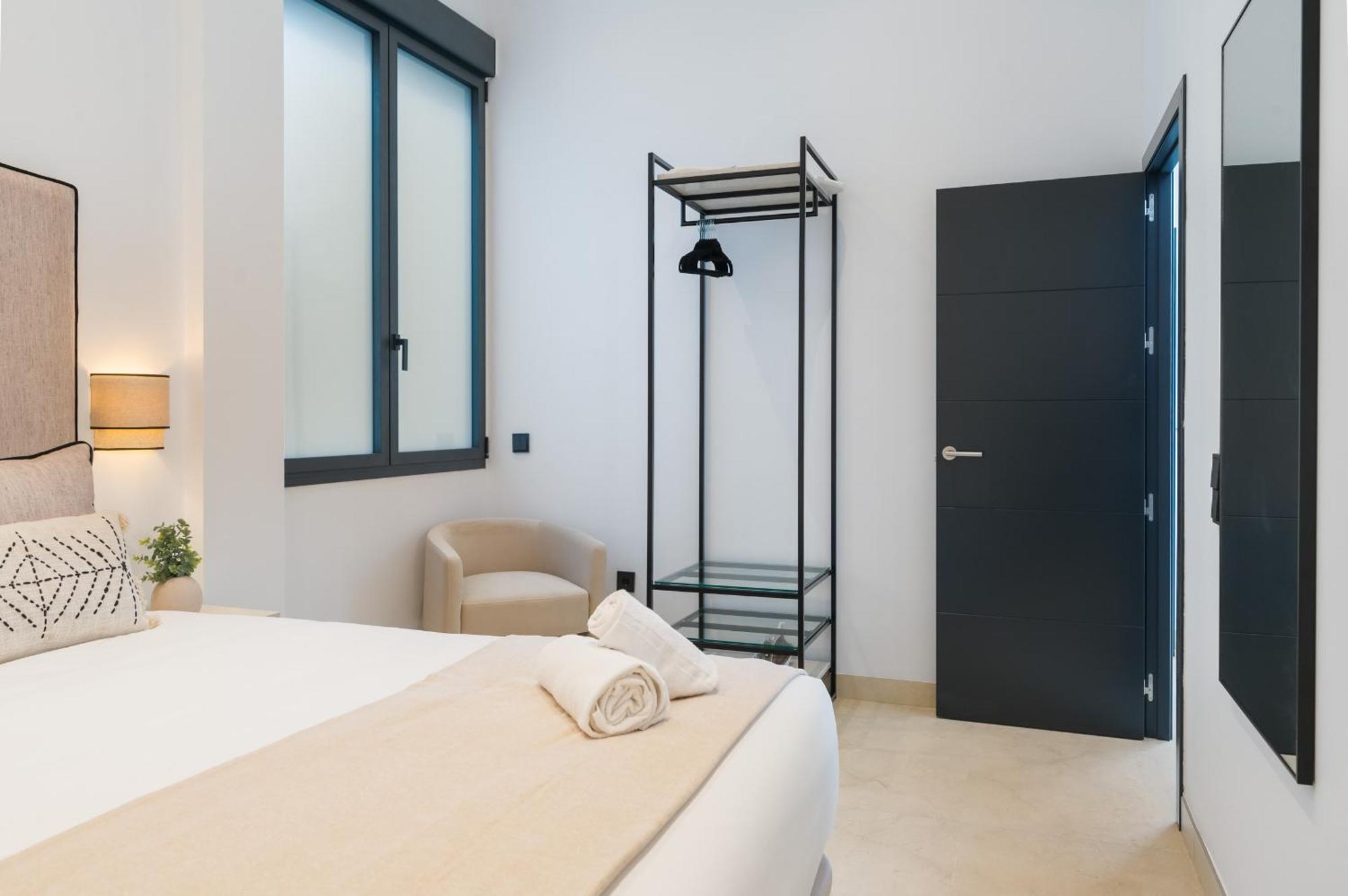 Apartamento New Design - Private Patio - Gallos 2 Sevilla