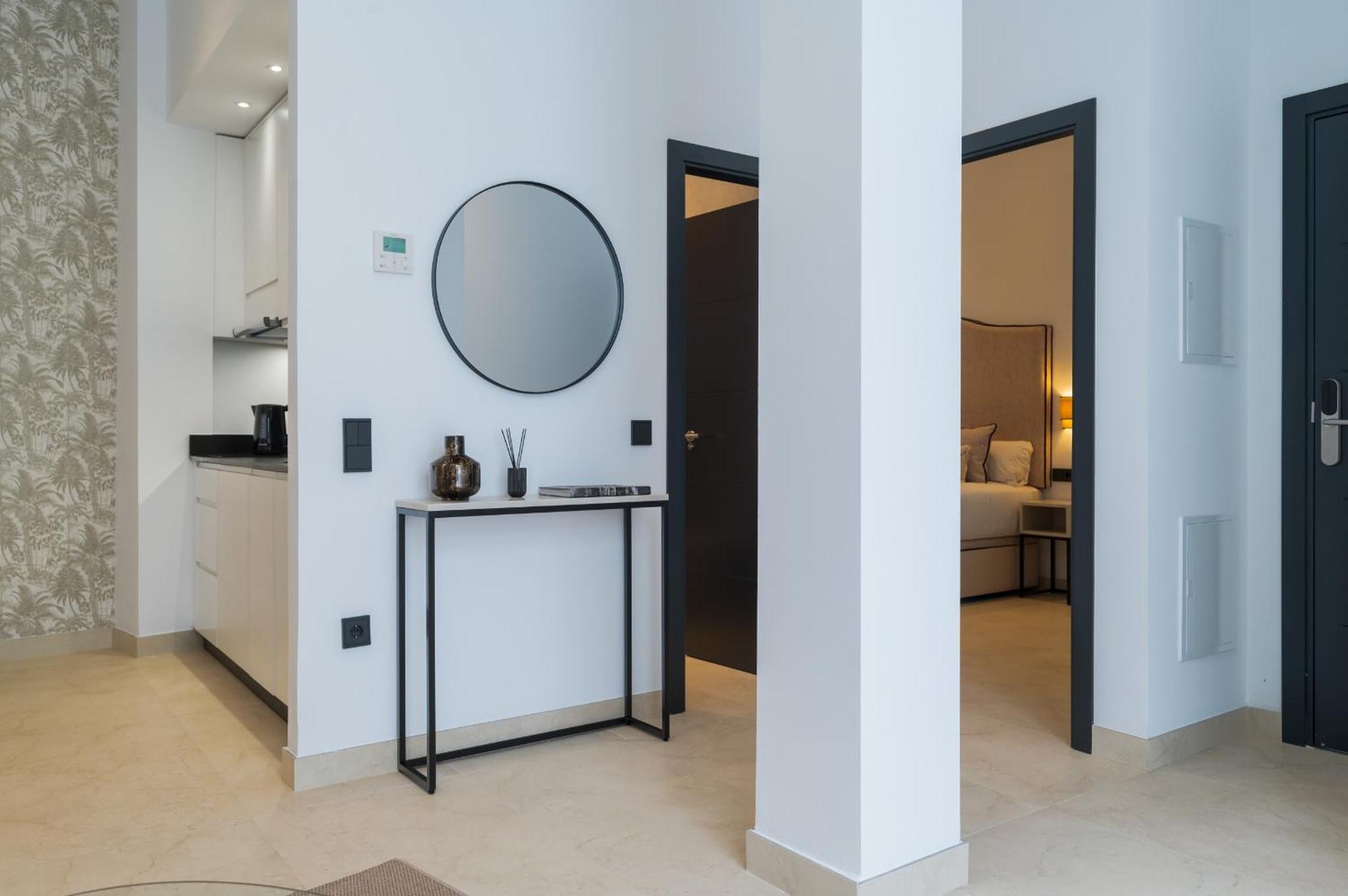New Design - Private Patio - Gallos 2 Appartement *